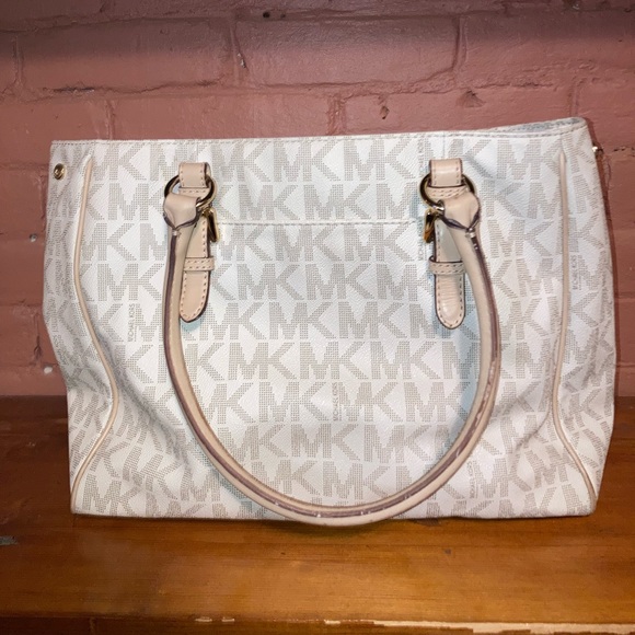 Micheal Kors MK LOGO White and Tan Medium Tote - Picture 2 of 5